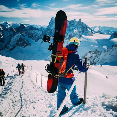 Grand Roc - Ancolies 103 - Happy * Chamonix